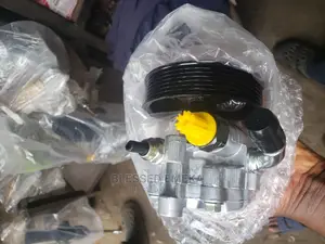 Brand New Steering Rack for Lexus Es350