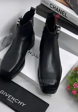 Givenchy Lúxury Boot