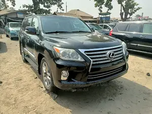 Lexus LX 570 AWD 2014 Black