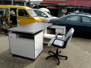 A Quality Executive Office Table