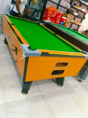 7ft Clean Standard Coin Snooker Table and 30 Coins