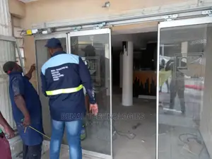 High Traffic Auto Sensor Door Machine Installation CBD