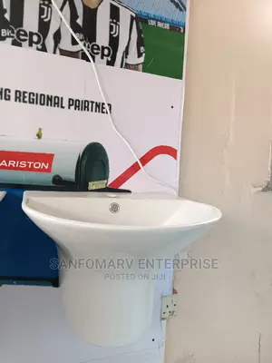 Wall Hung Basin