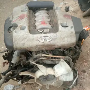 Infiniti FX45 Engine.