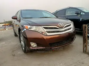 Toyota Venza V6 AWD 2011 Brown
