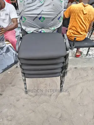 Black Visitor Chair