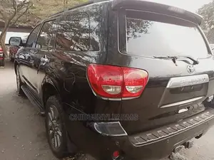 Toyota Sequoia 2015 Black