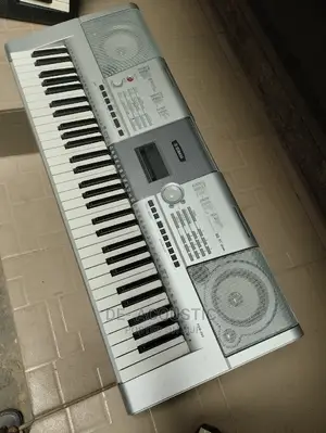Yamaha PSR-295 Portatone 61-Key Touch-Sensitive