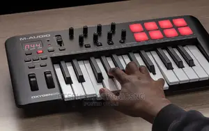 M Audio Studio Keyboard Oxygen 25