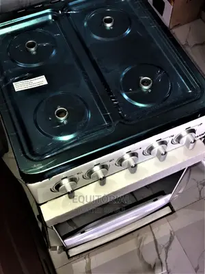 ROYAL COOKER 4 BURNER With Metal Top Lid