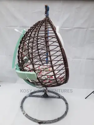 Quality Rattan Made Outdoor/Indoor Hanging Swing Chair.