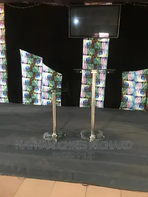 High Quality Single Pole Glass Altar