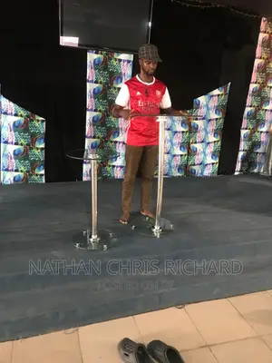 High Quality Single Pole Glass Altar