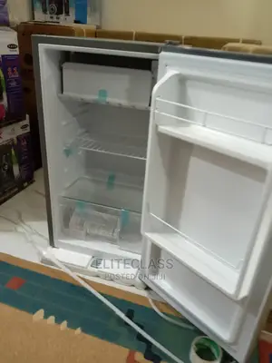 LG Freestanding Top Freezer Refrigerator ( Gc-131)