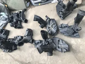 Air Filter Box Down Crosstor/08v6