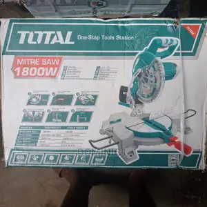 Miter Saw Machine