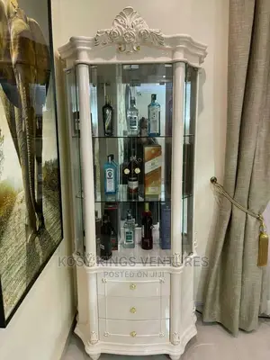 Luxurious Wine Bar