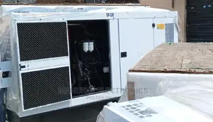 220kva Perkins Diesel Soundproof Generator 100% Copper Coil