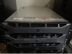 Server Dell PowerEdge R740xd 64GB Intel Xeon HDD 2T