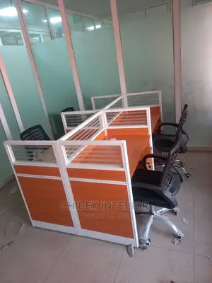4 Men Work Station