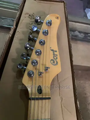 Quality Cort Stratocaster Lead Guitar