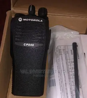 Motorola CP 040 Radio Communicator