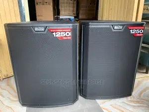 Quality Alto Professional TS218S Speakers