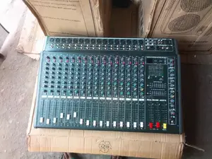 16 Channels Professional Mixer