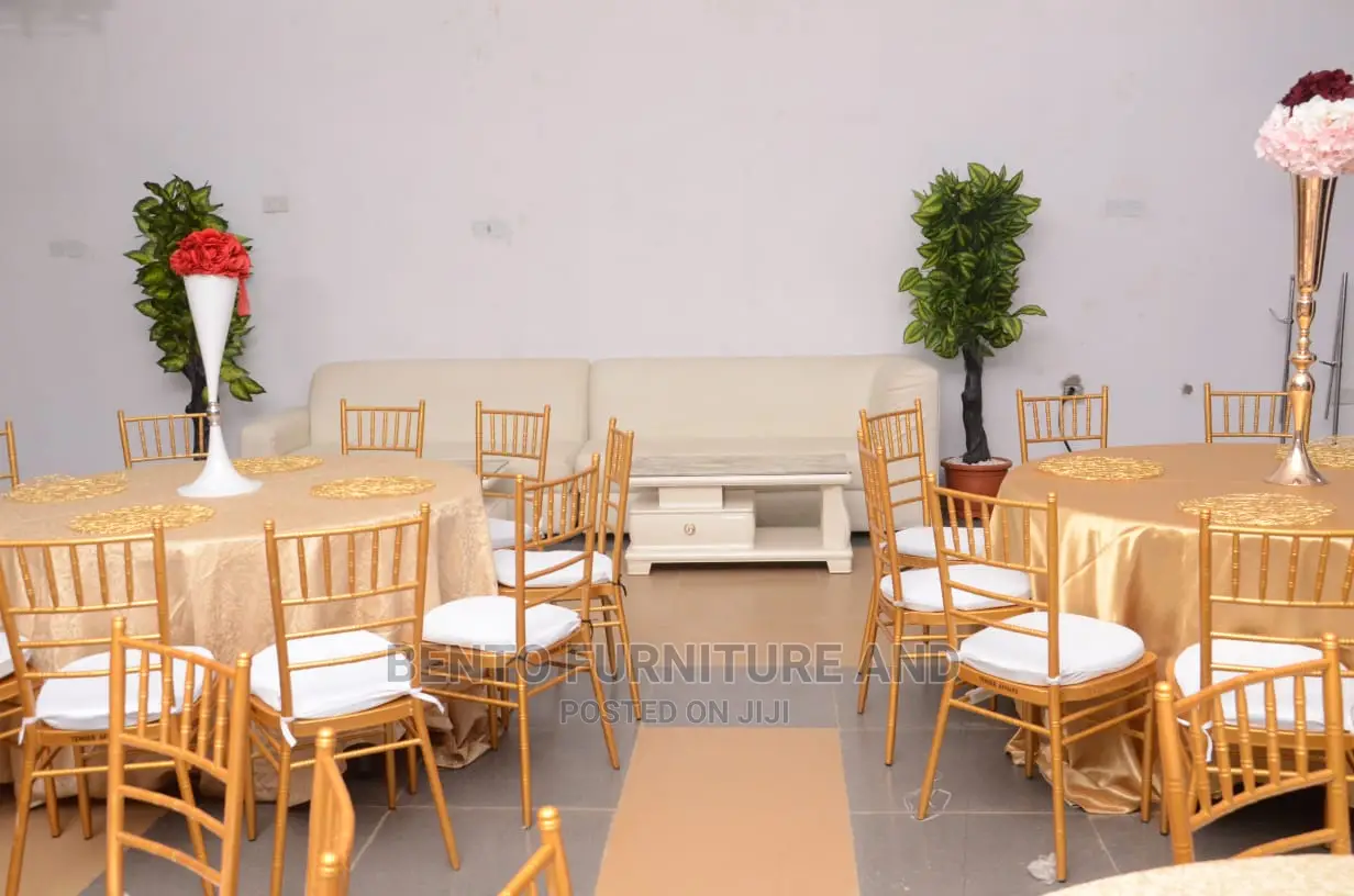 Chivalry Chair With Foam