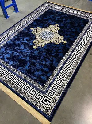 Luxury Living Room Designed Super Soft Royal Center Rug.