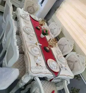 Royal Dinning Set With 8 Seaters