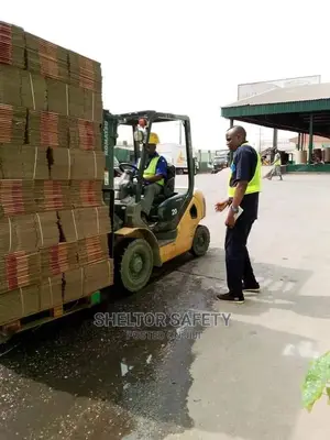 Beginner Forklift Driving Training