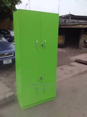 A Quality 32inches by 6ft Tall Wardrobe