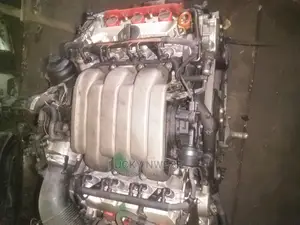 Audi Q5 6 Cylinder (6 Plugs) Complete Engine.