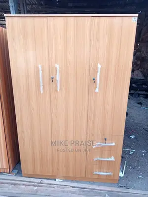 A Quality 4ft by 6ft Tall Wardrobe