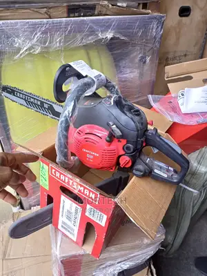 Craftsman Chainsaw With 16-Inch Bar Chain