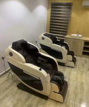 Deluxe Maasage Chair Brown
