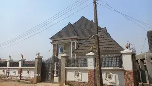 Proffesional House Paintings/Wall Screeding /Tyrolean/Bricks