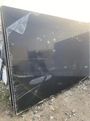 Quartz Black