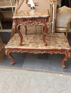 Quality Centre Table With 2 Stools