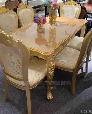 Royal Gold Dinning
