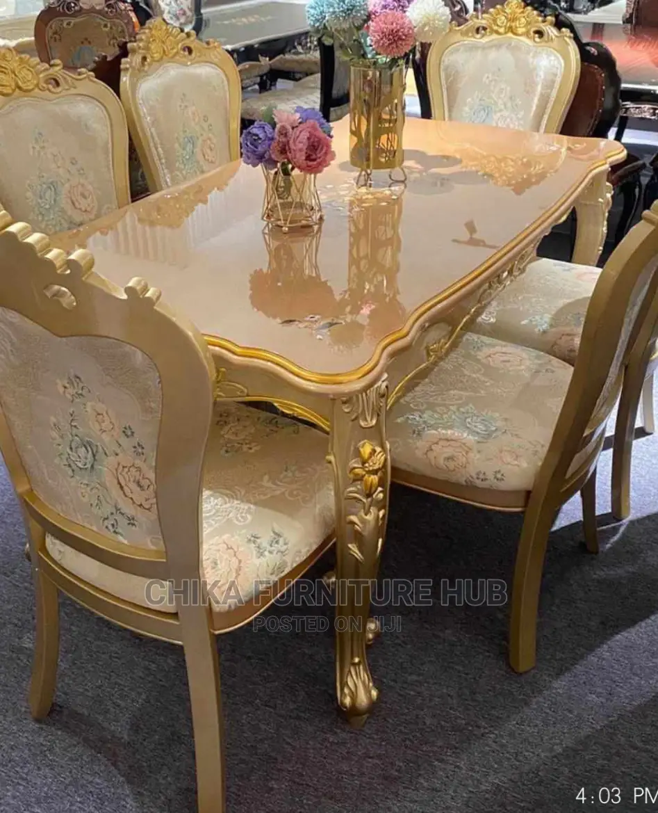 Royal Gold Dinning