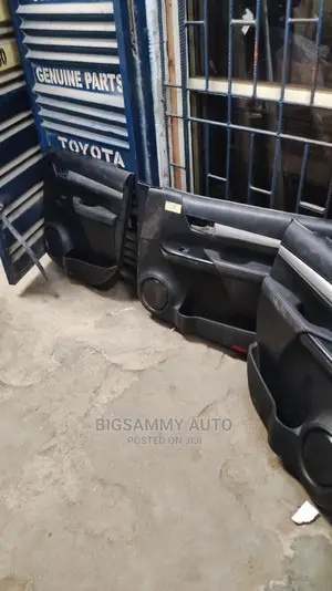 Hilux 2017 /2018 Door Panel / Door Mat