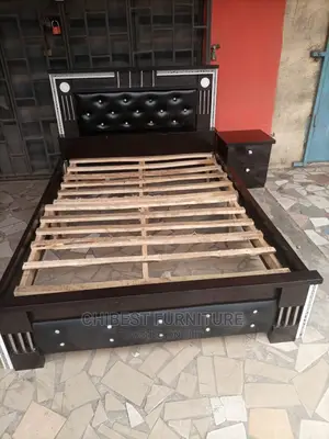 Quality 4.5by6 Bed Frame With One Bed Side.