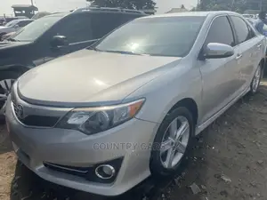 Toyota Camry 2013 Silver