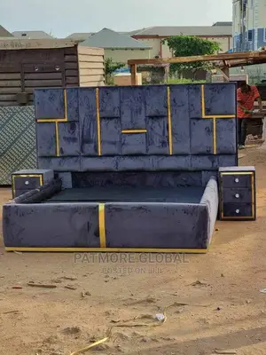 Exclusive Padded Bed Flame L