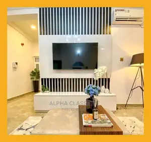 Classique Tv Console