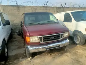 Ford E250 2005 Brown