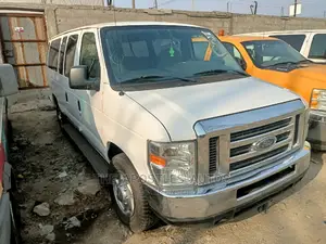 Ford E350 2014 White