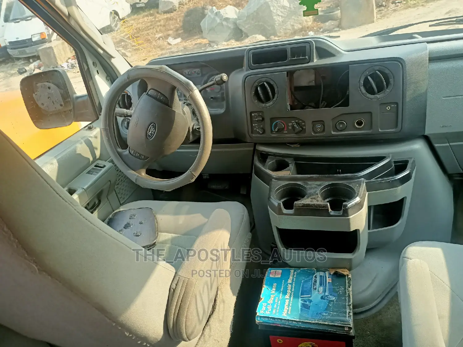Ford E350 2014 White
